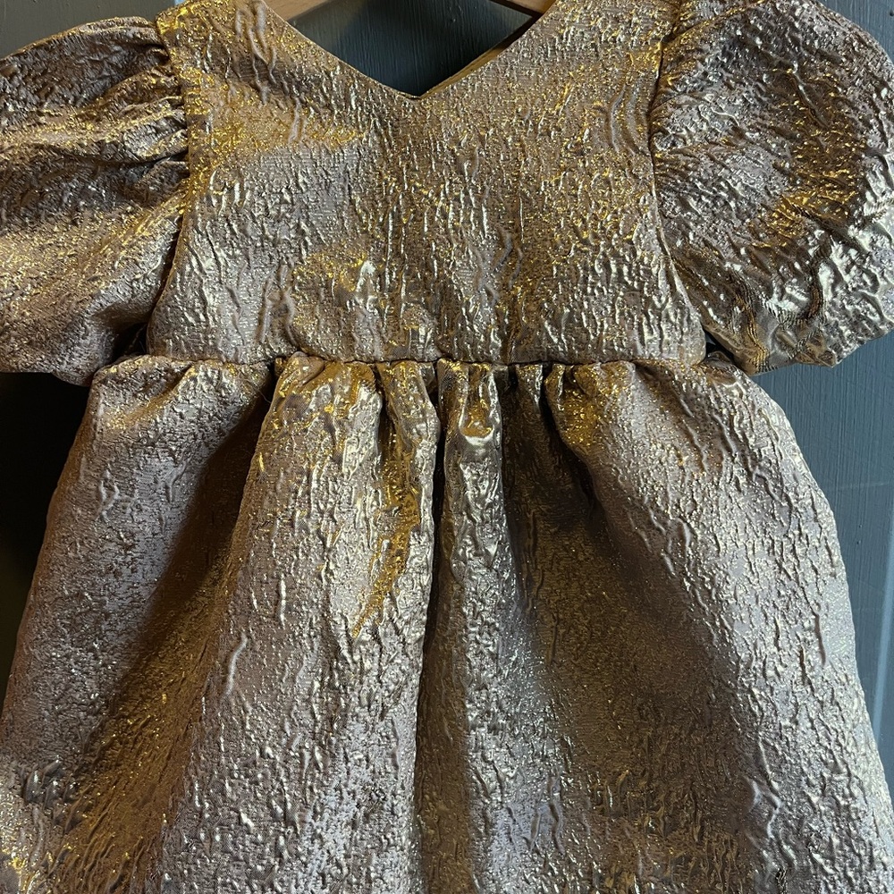 H & M Shimmering Gold Jacquard Dress 12-18 M. Balloon bottom, fully lined.
